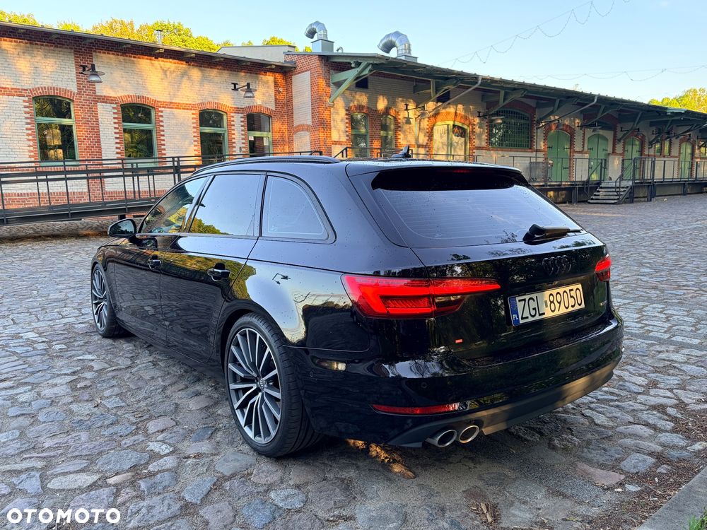 Audi A4 Avant - 2