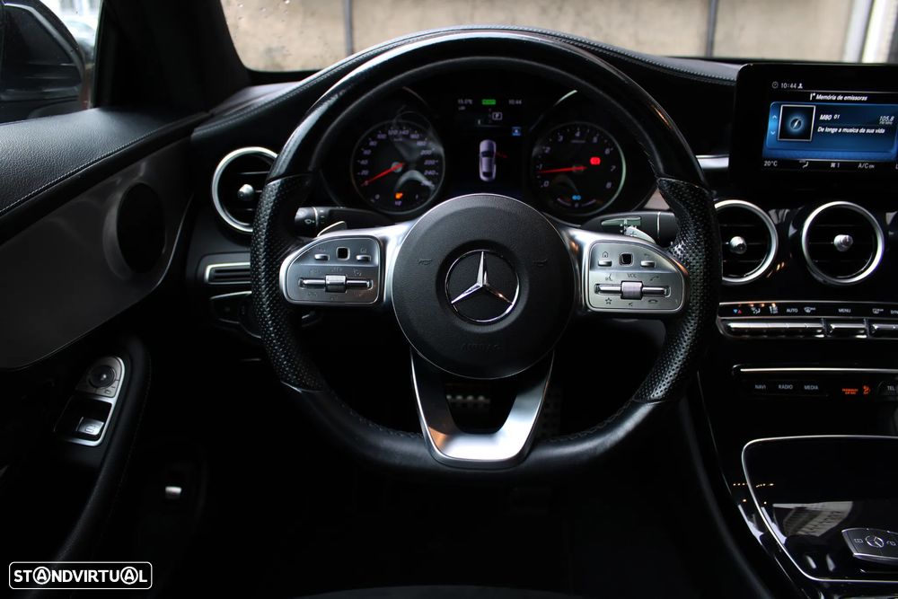 Mercedes-Benz C 300 AMG Line - 31