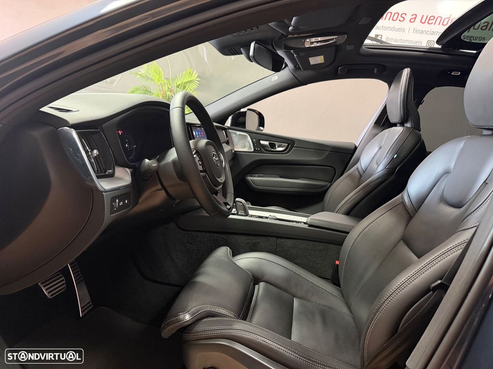 Volvo XC 60 T6 AWD Recharge Geartronic RDesign Expression - 17