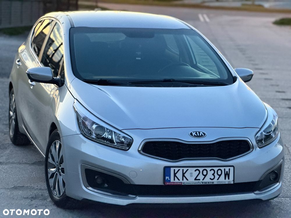 Kia Ceed 1.6 CRDi L - 3