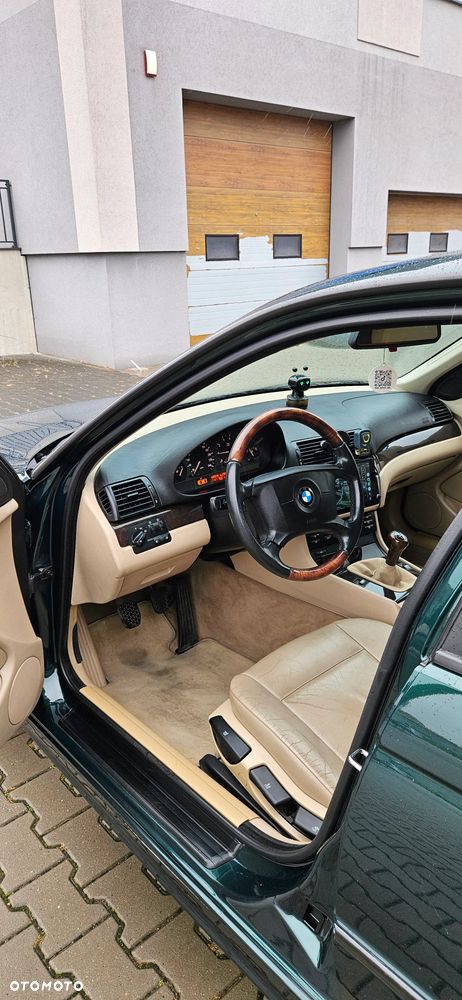 BMW Seria 3 318i - 6