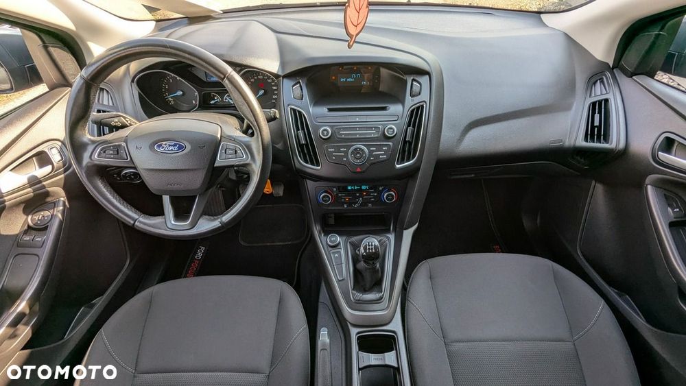 Ford Focus - 22