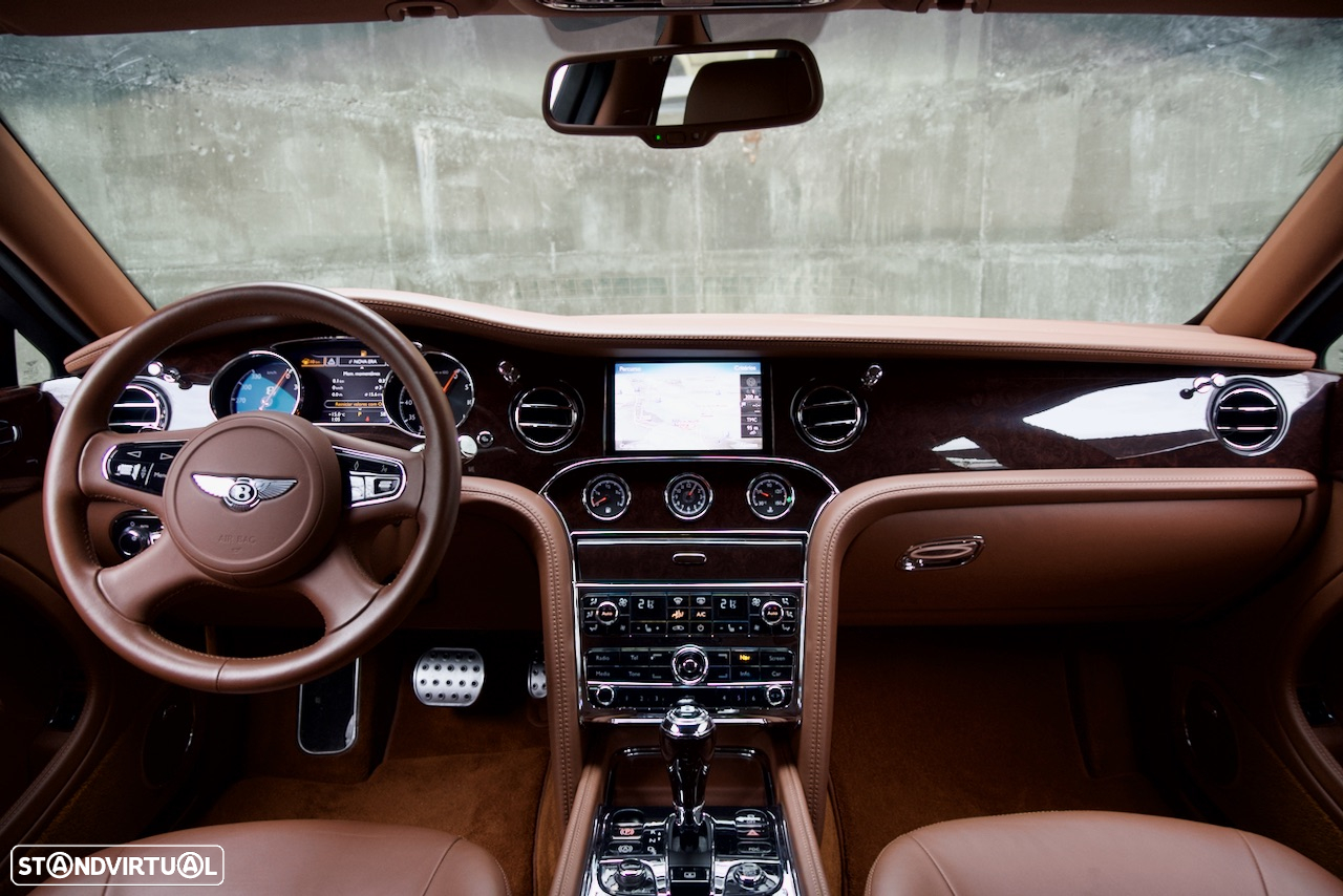 Bentley Mulsanne Extended Wheel Base - 37
