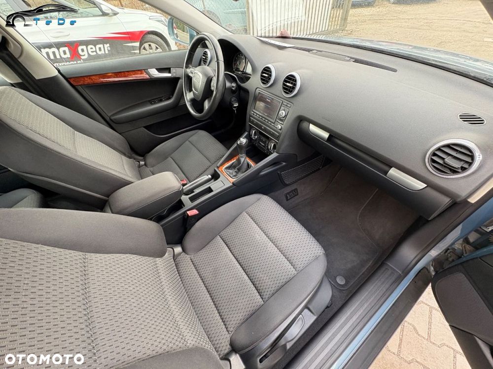 Audi A3 Sportback 1.4T FSI Ambiente - 28