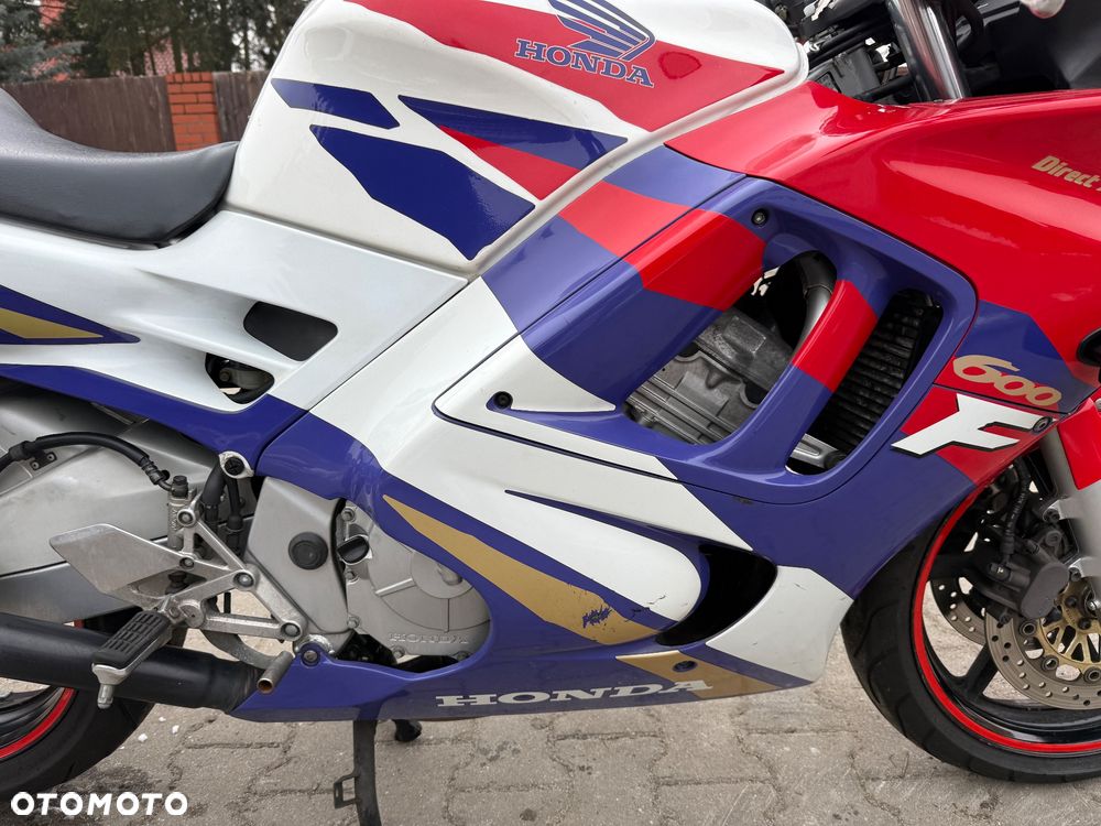 Honda CBR - 8