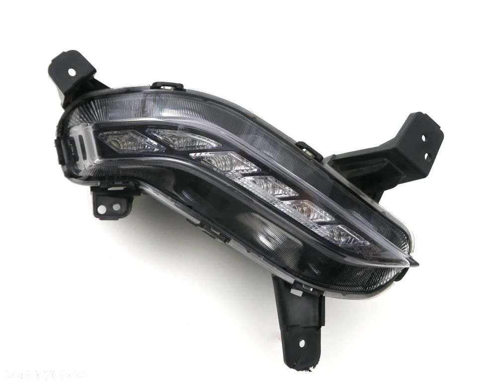 HYUNDAI i30 III 3 FASTBACK 2017 - 2020 lampa LED DRL prawa ORYGINAŁ OE - 9