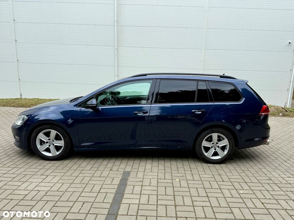 Volkswagen Golf - 10