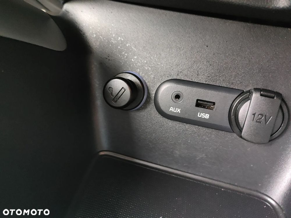 Kia Ceed - 27