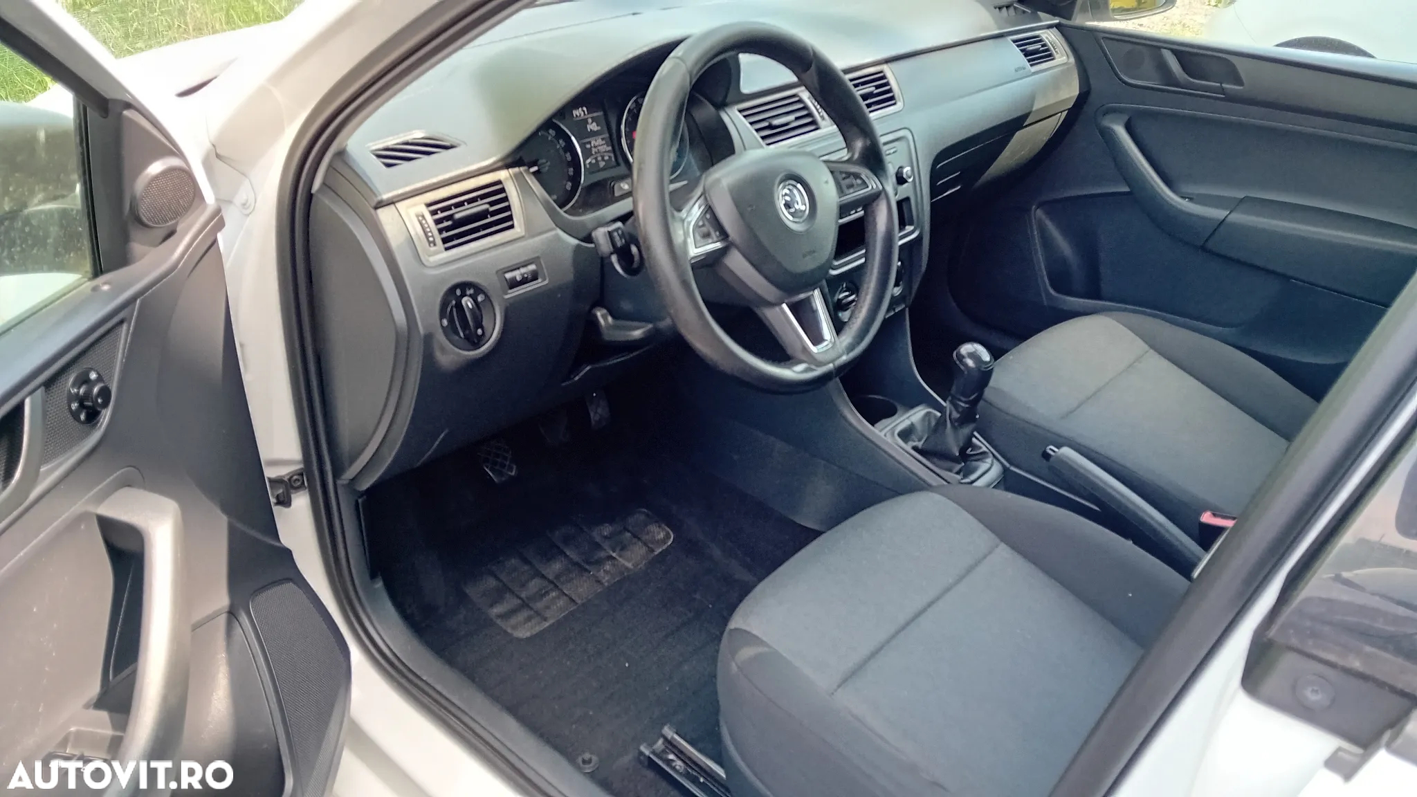 Skoda RAPID 1.6 TDI Active - 7