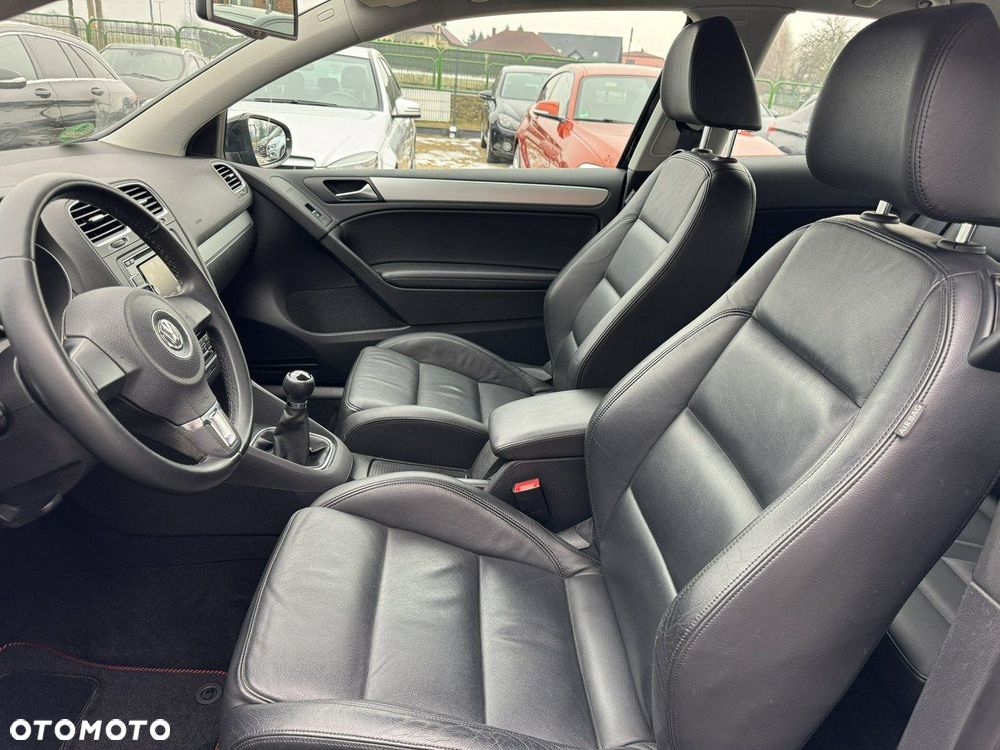 Volkswagen Golf - 18