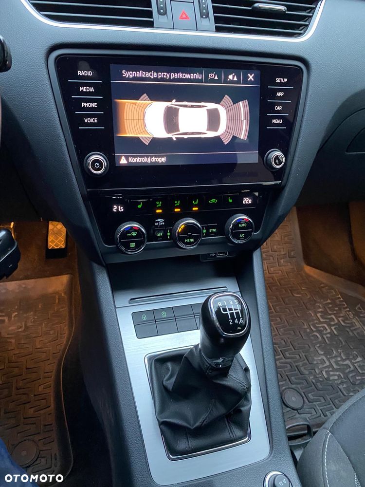 Skoda Octavia 1.5 TSI GPF ACT Ambition - 2