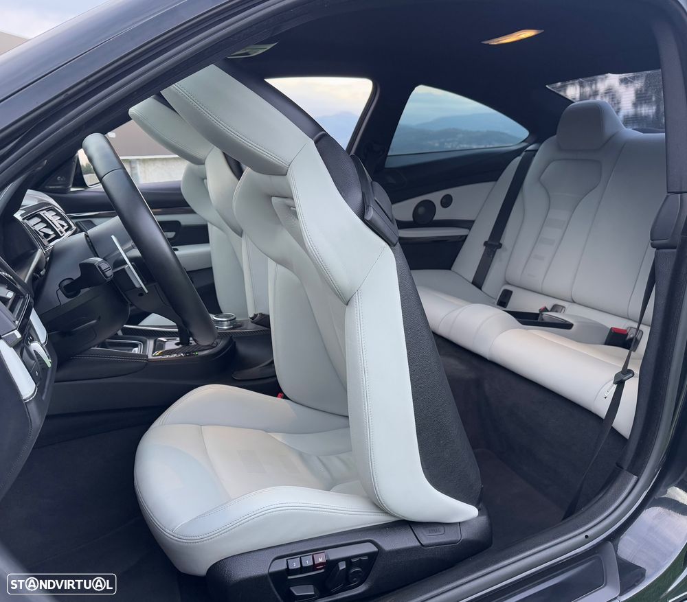 BMW M4 Auto - 11