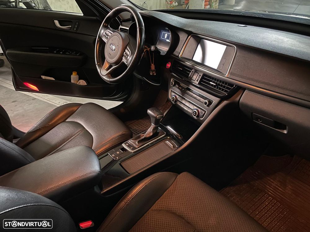 Kia Optima 1.7 CRDI TX 7DCT - 4