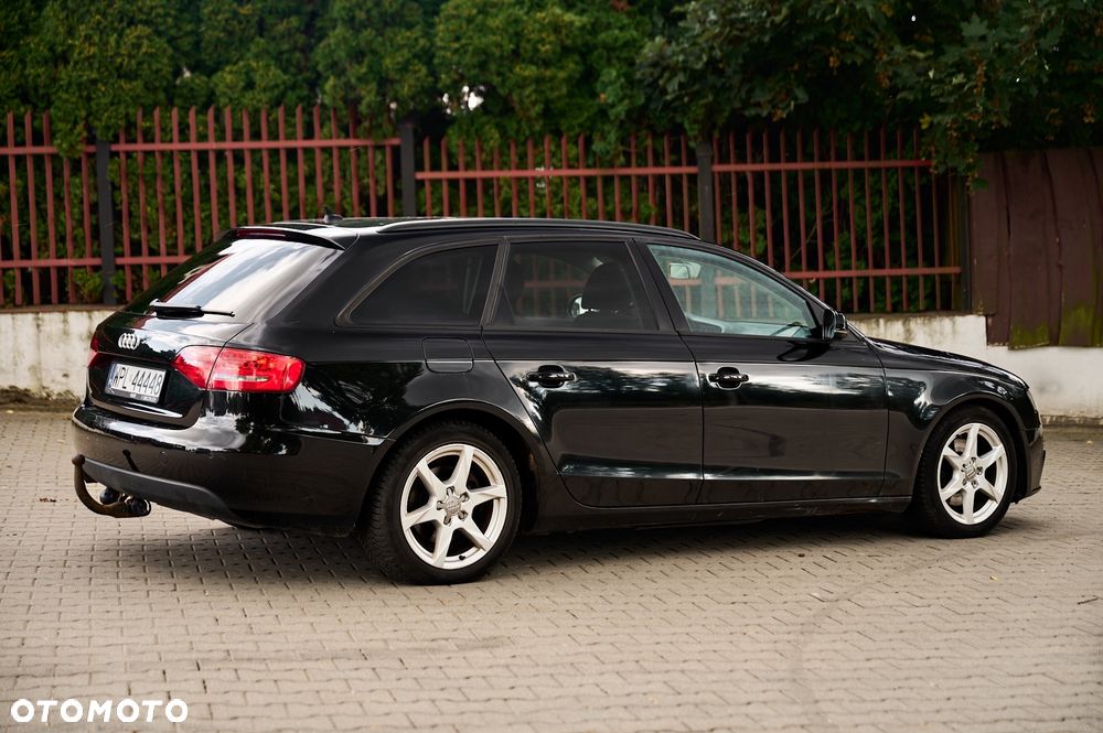 Audi A4 Avant 2.0 TDI DPF Ambition - 18