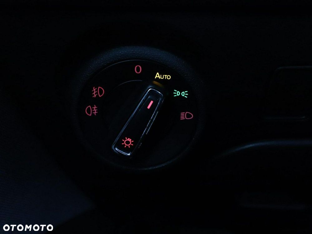 Seat Leon 1.6 TDI Style S&S - 36