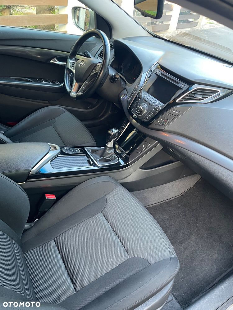 Hyundai i40 i40cw 1.7 CRDi Fifa World Cup Edition - 14
