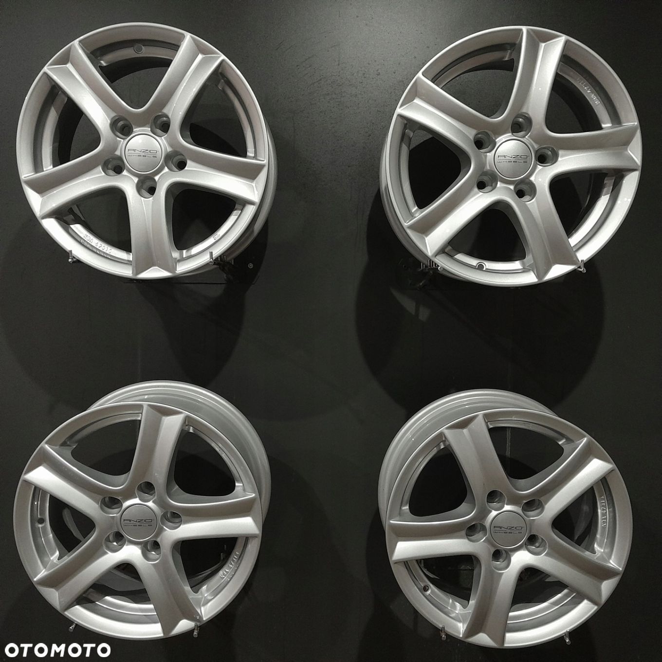 Felgi 15 5x114.3 Mazda 3 6 F507033-50 - 1