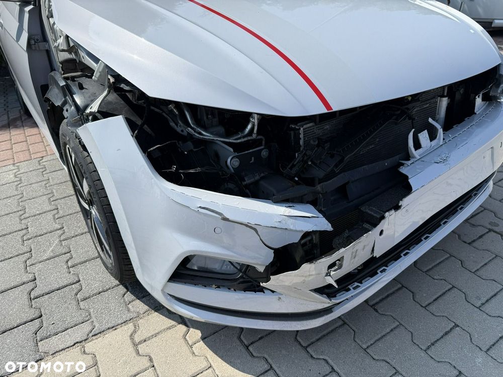 Volkswagen Polo - 13