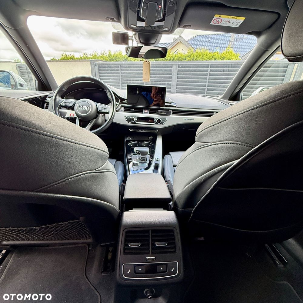 Audi A4 Avant - 32