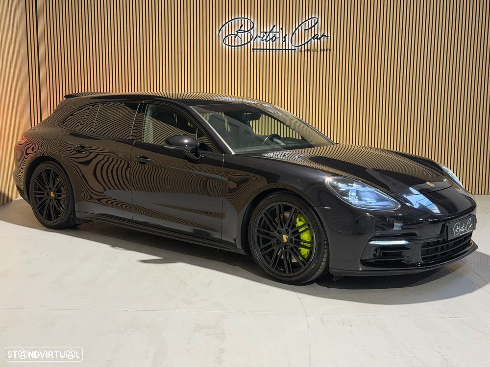 Porsche Panamera Sport Turismo 4 E-Hybrid Edition 10 Anos - 2