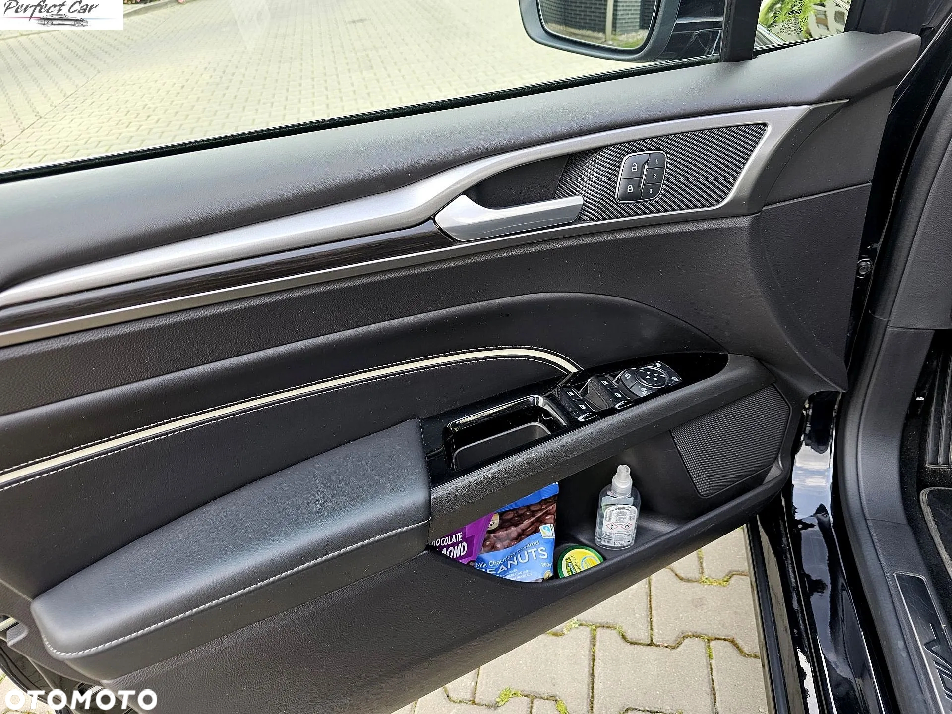 Ford Mondeo Vignale 2.0 Hybrid - 14