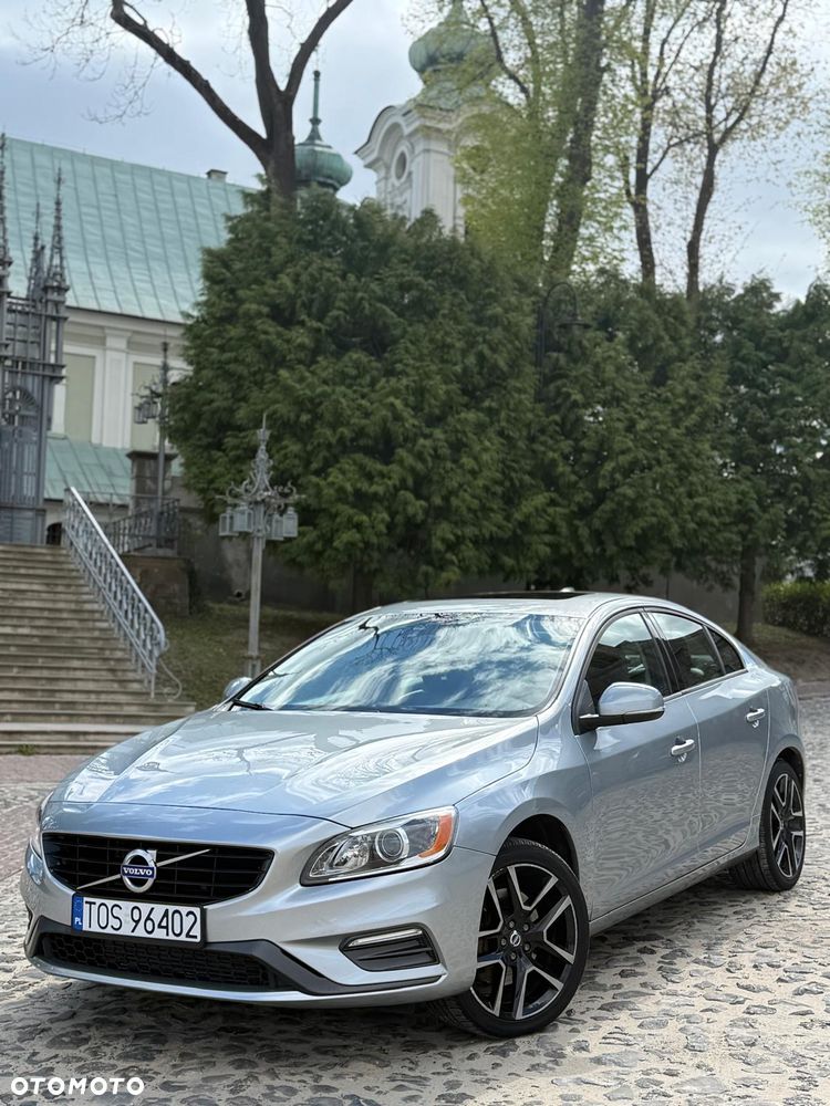 Volvo S60 - 2