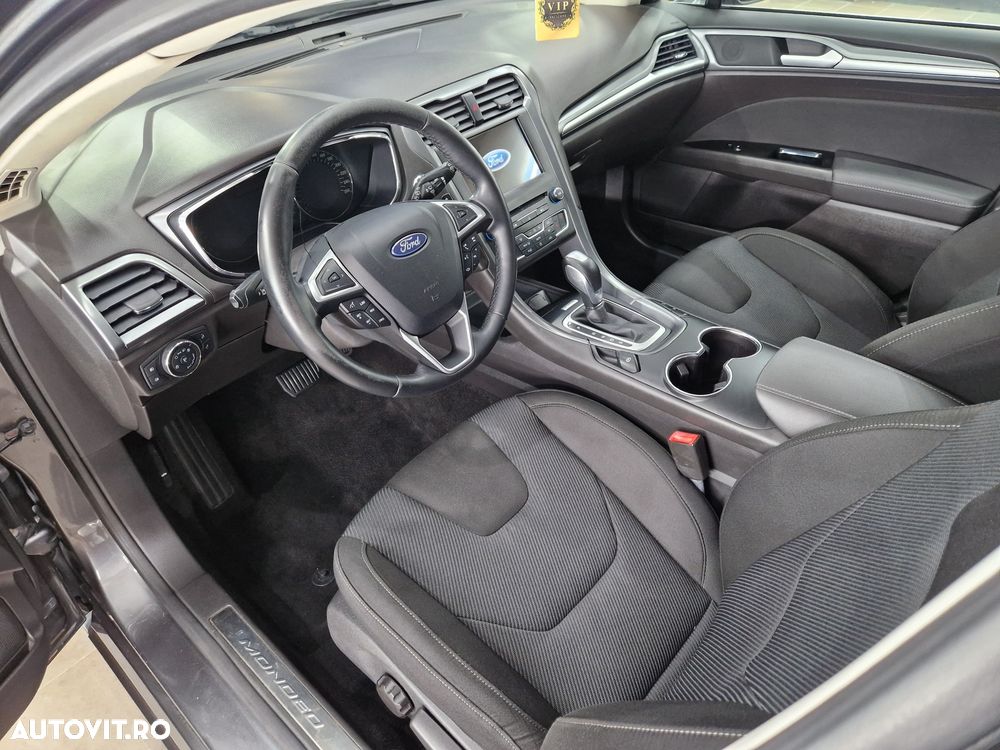 Ford Mondeo 2.0 TDCI PowerShift Business - 4
