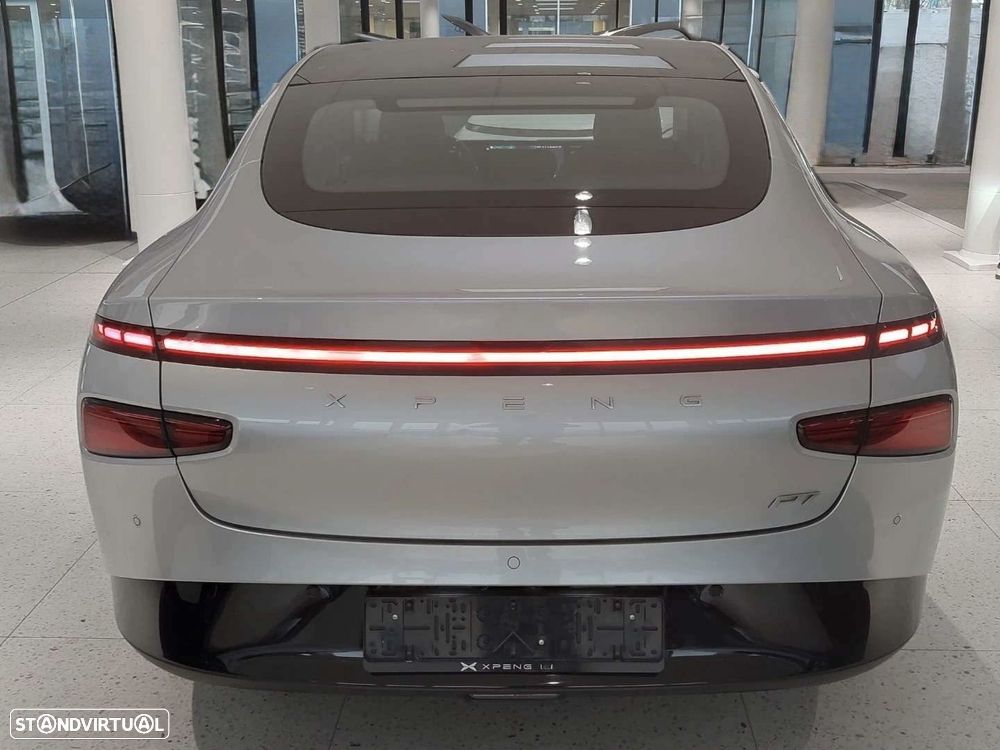 Xpeng P7i 86.2 kWh Long Range - 4