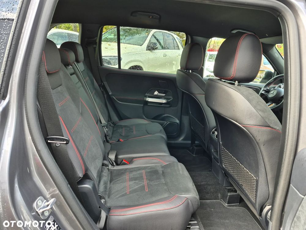 Mercedes-Benz GLB 200 AMG Line 7G-DCT - 29