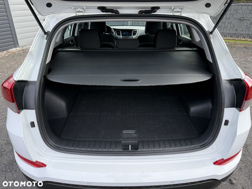 Hyundai Tucson blue 1.6 GDi 2WD Intro Edition - 38