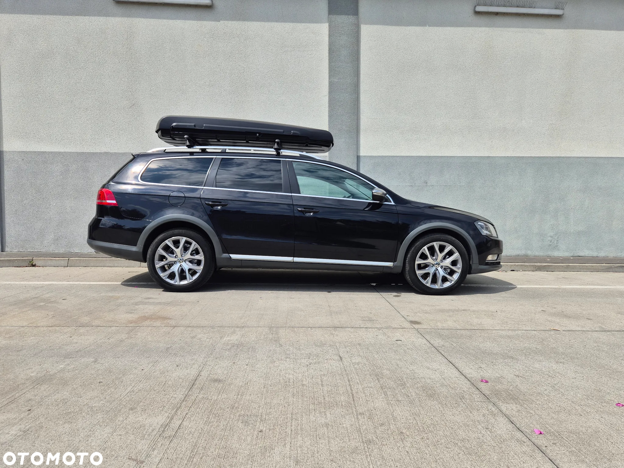 Volkswagen Passat Variant 2.0 TDI DSG BlueMotion Technology Business Edition - 35