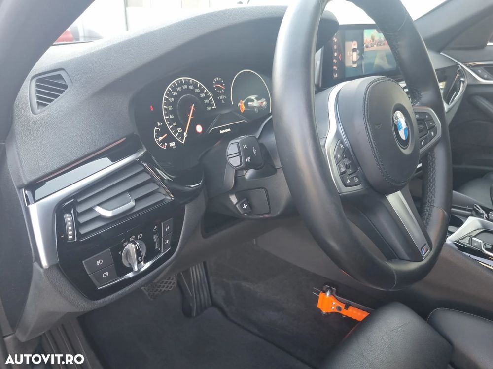 BMW Seria 5 520i AT - 16