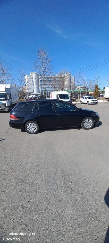 Volkswagen Golf 1.6 TDI DPF BlueMotion Technology Comfortline - 11