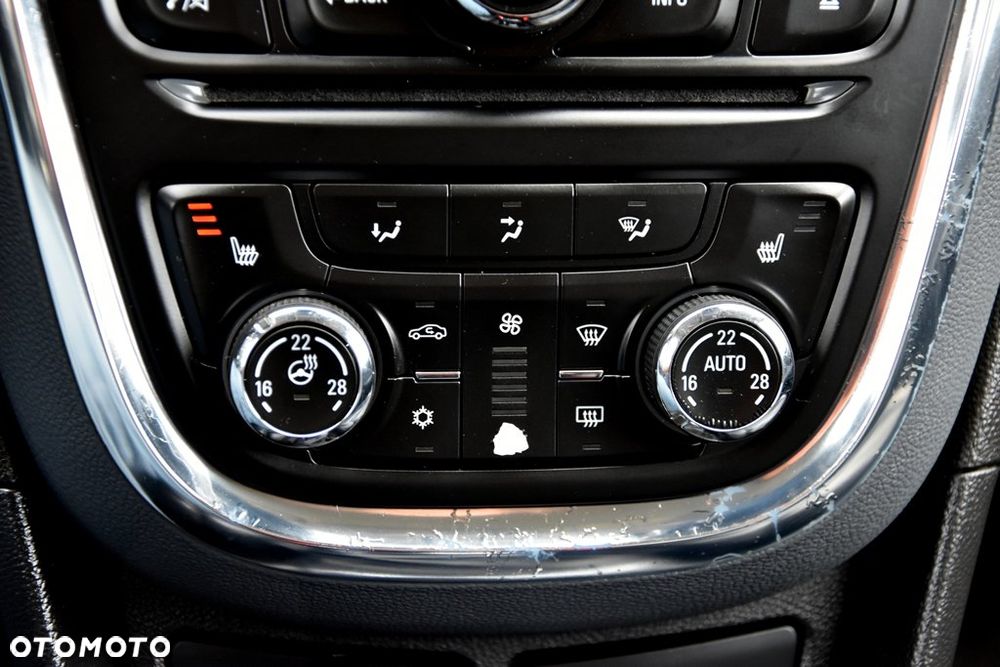 Opel Mokka 1.6 CDTI Cosmo S&S - 29