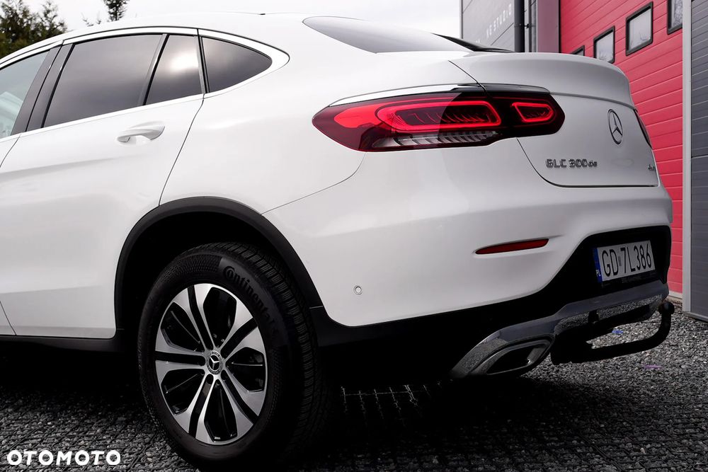 Mercedes-Benz GLC 300 de 4-Matic Business Edition - 7