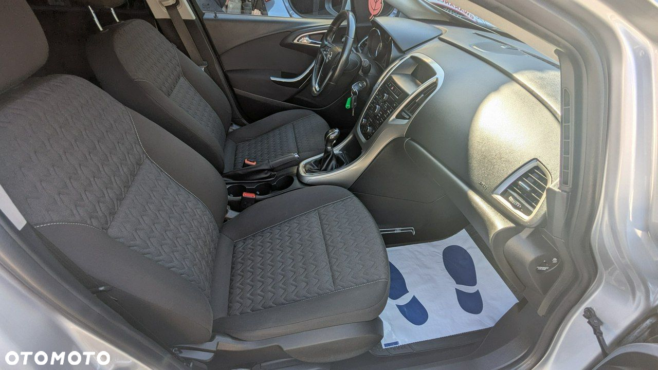 Opel Astra - 18