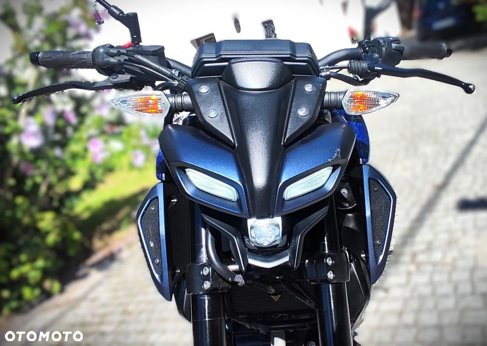 Yamaha MT - 19