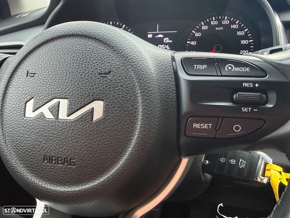 Kia Stonic 1.2 Urban - 34