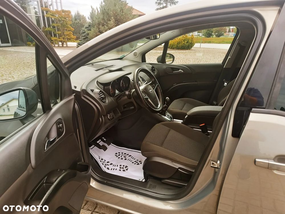 Opel Meriva - 11