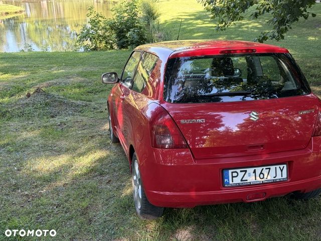Suzuki Swift 1.3 Sakura - 11