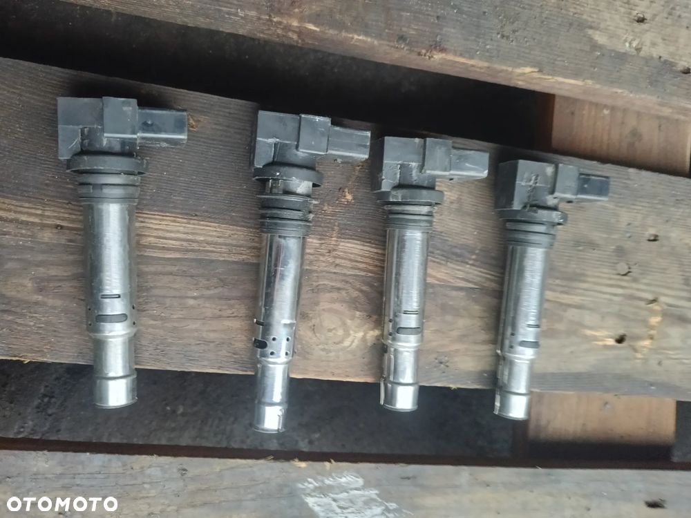 VW GOLF V JETTA 1.4 TSI CEWKA ZAPŁONOWA KOMPLET 4 SZT - 1