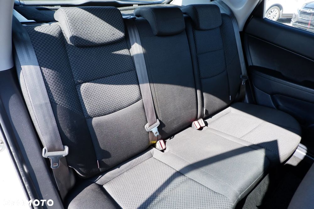 Hyundai i30 1.6 blue Comfort - 11