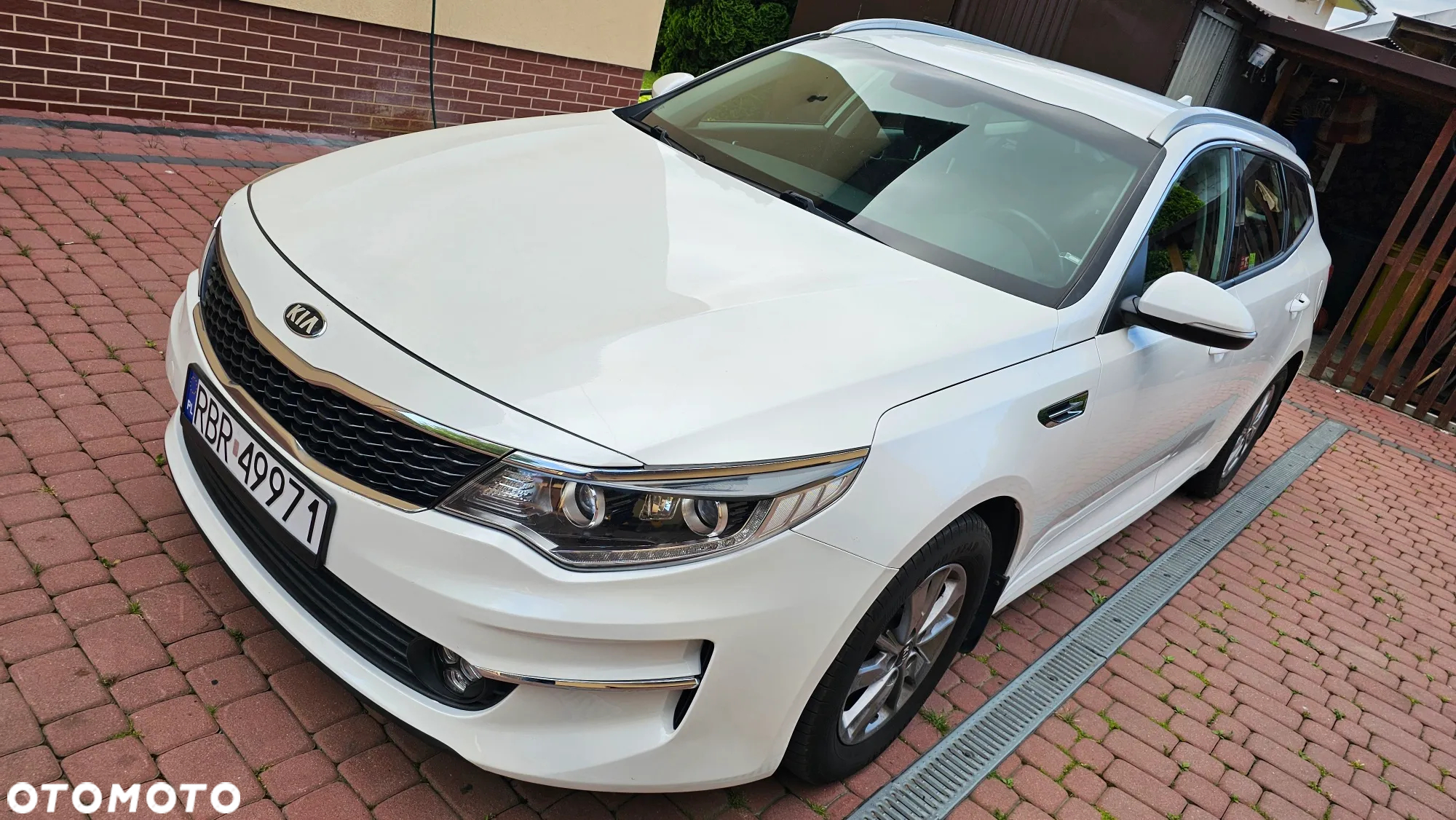 Kia Optima 1.7 CRDI L DCT - 11