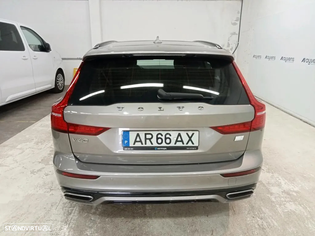 Volvo V60 2.0 T6 AWD TE R-Design - 6