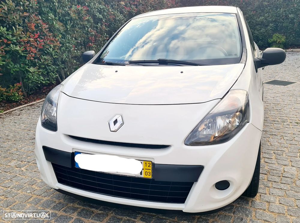 Renault Clio - 1