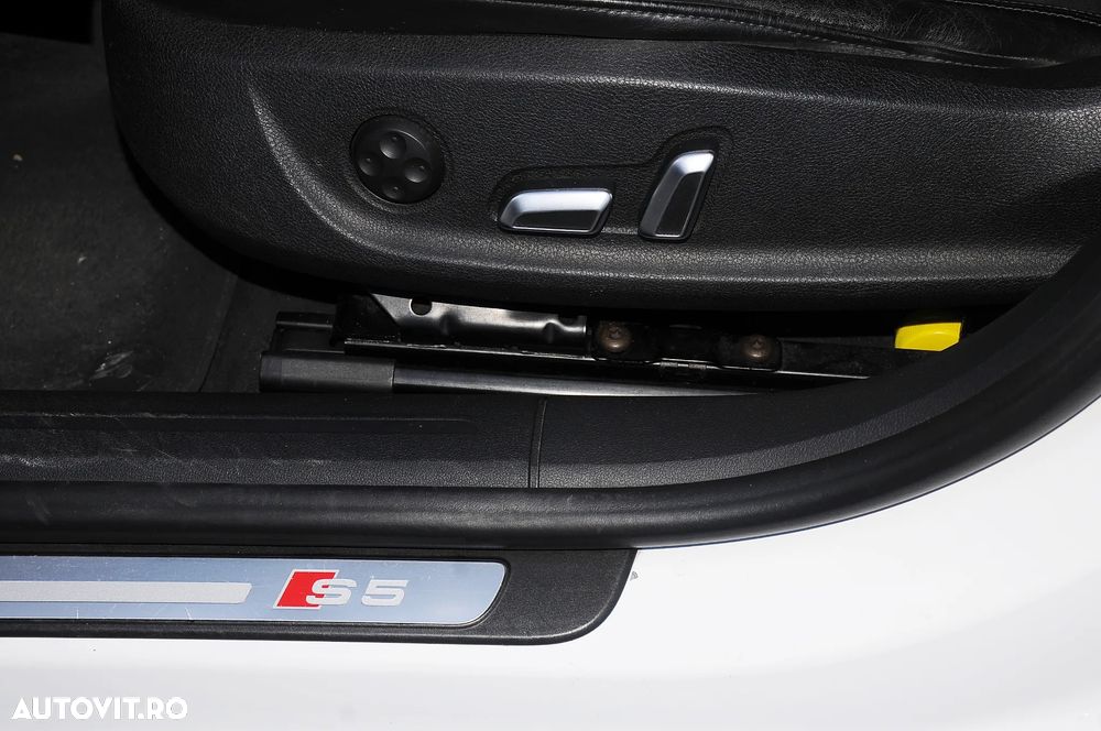 Audi S5 3.0 TFSI quattro Stronic - 13