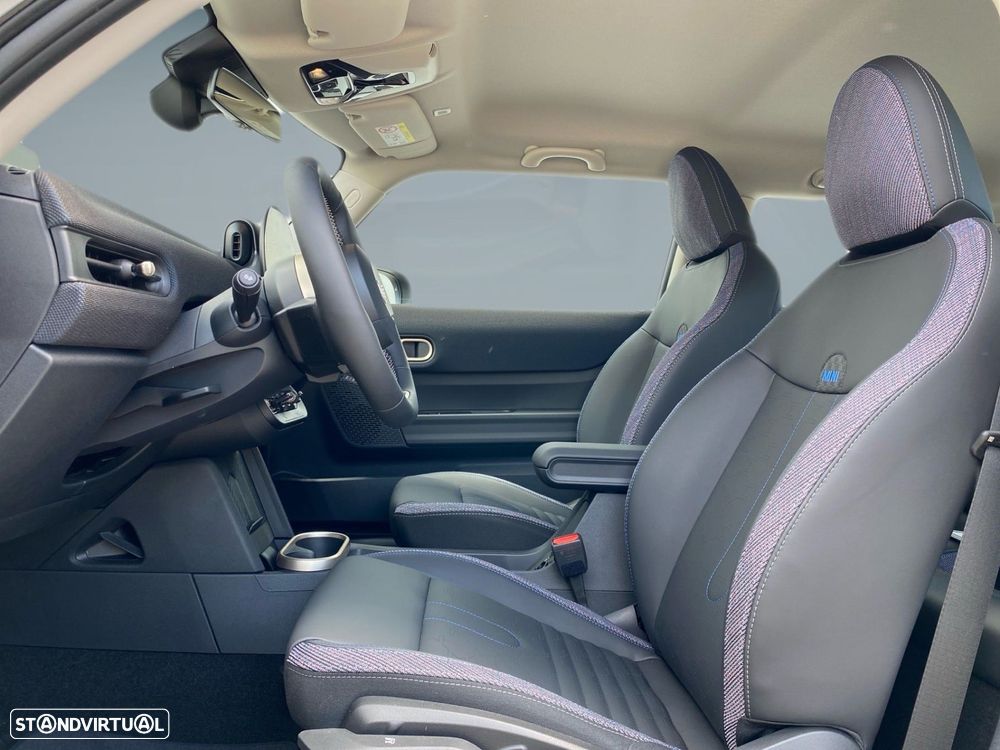 MINI 3 Portas Cooper C Classic S - 4