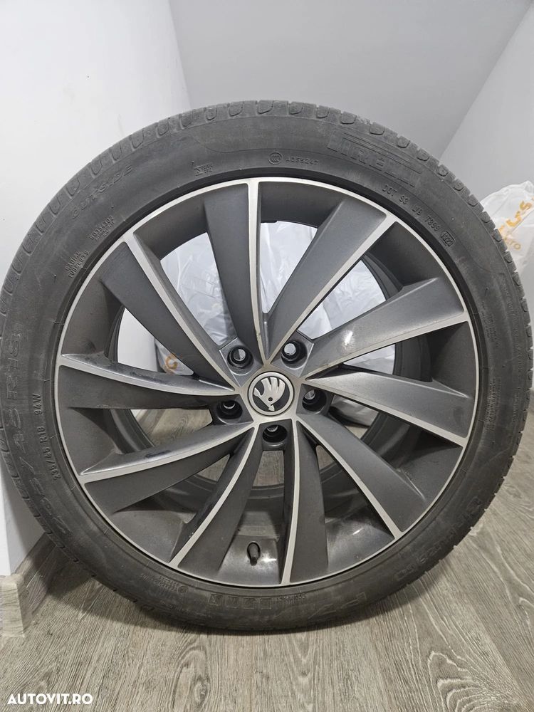 Skoda Superb 2.0 TDI 4X4 DSG Laurin & Klement - 40