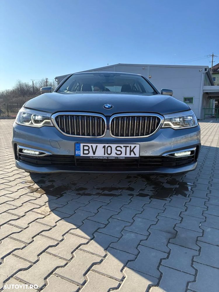 BMW Seria 5 520d xDrive AT - 2