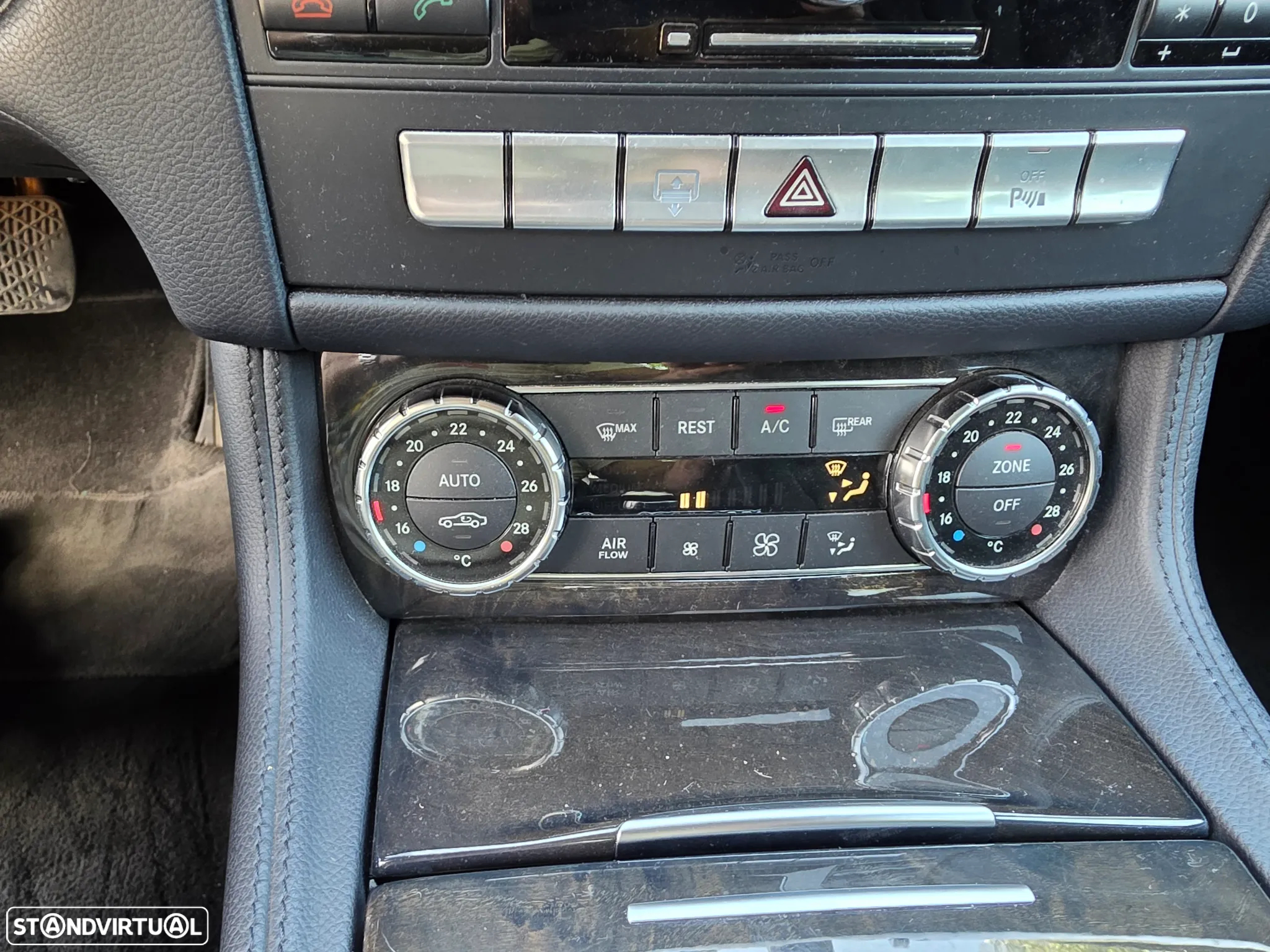 Mercedes-Benz CLS 350 CDi BlueEfficiency - 16